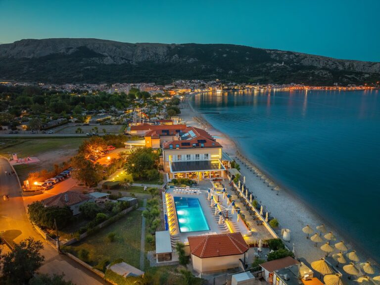 Hotel Dobrovit