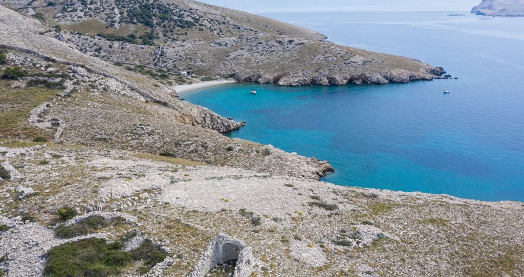 Plaža Mrmna u Baški