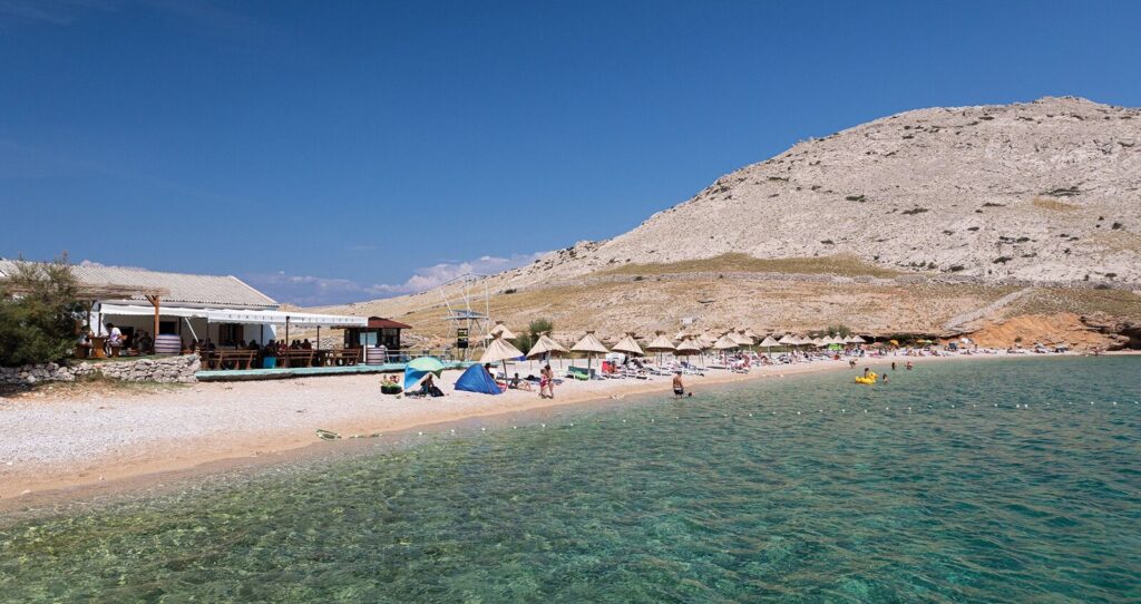 Plaža Vela Luka u Baški